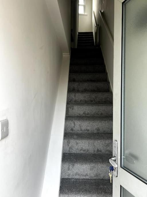 ווינצ'סטר Central Chic 3 Bed, Great Location מראה חיצוני תמונה