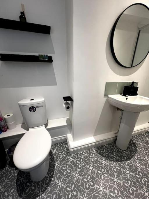 ווינצ'סטר Central Chic 3 Bed, Great Location מראה חיצוני תמונה