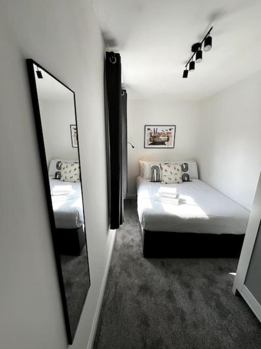 ווינצ'סטר Central Chic 3 Bed, Great Location מראה חיצוני תמונה