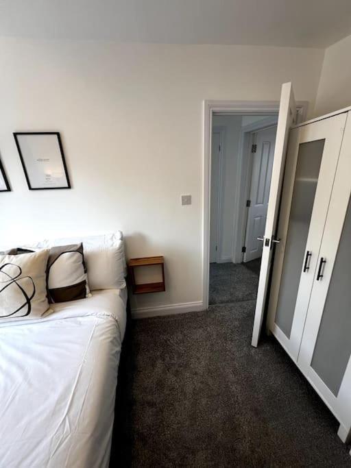 ווינצ'סטר Central Chic 3 Bed, Great Location מראה חיצוני תמונה