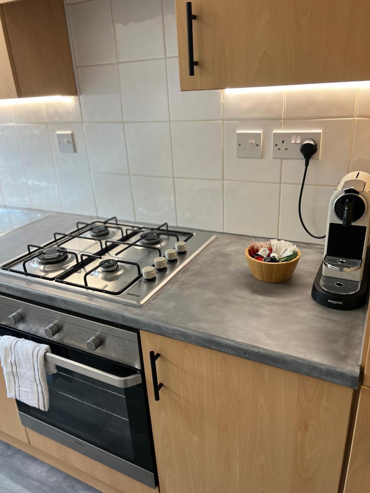 ווינצ'סטר Central Chic 3 Bed, Great Location מראה חיצוני תמונה